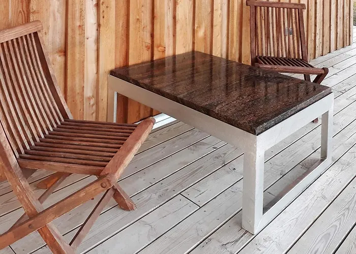 8 Person In Vestervig-by Traum * Vestervig